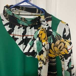 NYCO 💐 FLORAL EMERAL DRESS 💐LARGE